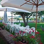Tenuta La Lupa 3* Castellina Marittima