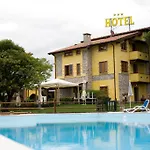 Tenuta La Lupa
