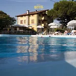 Tenuta La Lupa 3*