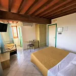 Tenuta La Lupa