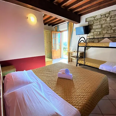 Tenuta La Lupa Hotel Castellina Marittima