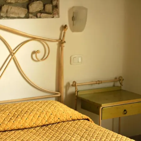 Tenuta La Lupa 3*