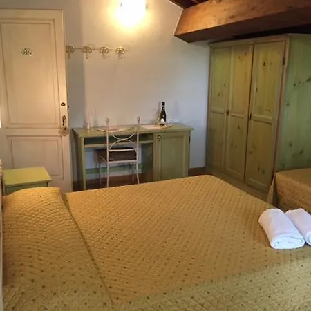Tenuta La Lupa Hotel 3*