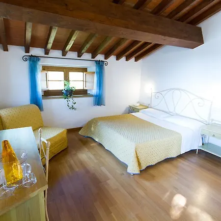 Tenuta La Lupa Hotel