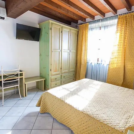 Tenuta La Lupa Hotel Castellina Marittima