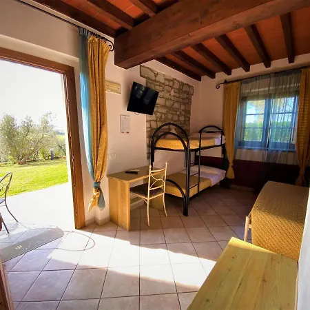 Tenuta La Lupa 3* Castellina Marittima
